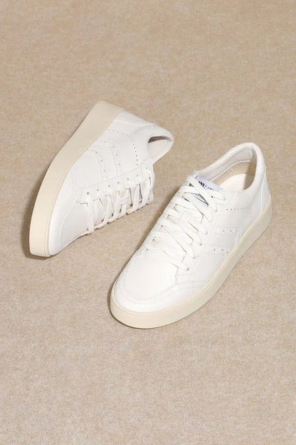 Low Top, Lace Up, Sneakers